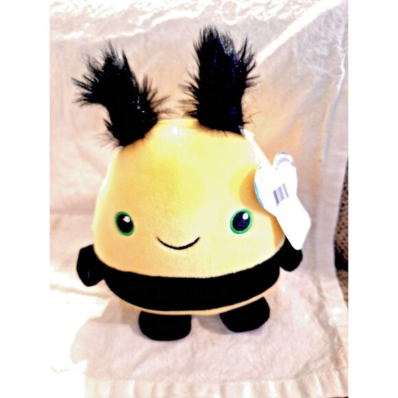 Animal Adventure Bumble Bee Plush Stuffed Animal Bee‎ 2023 Squeeze with Love - Picture 1 of 11